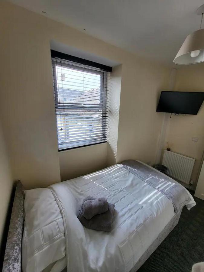 Dublin Packet - Single Room 3 Holyhead Exterior foto